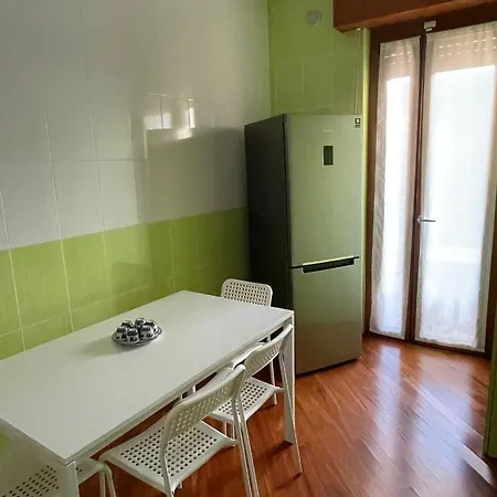 Adelaide Apartment *