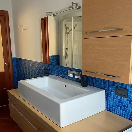 Adelaide Apartment