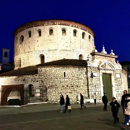 Adelaide * Brescia