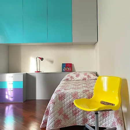 Adelaide Apartment *